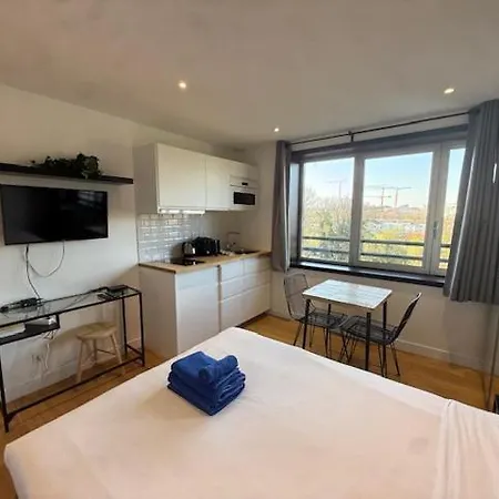 Apartament Residence Issy