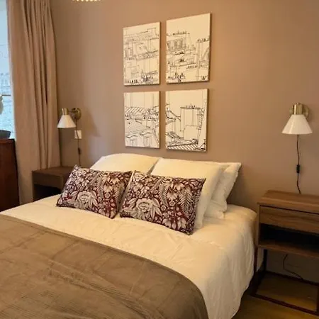 Apartament Residence Issy
