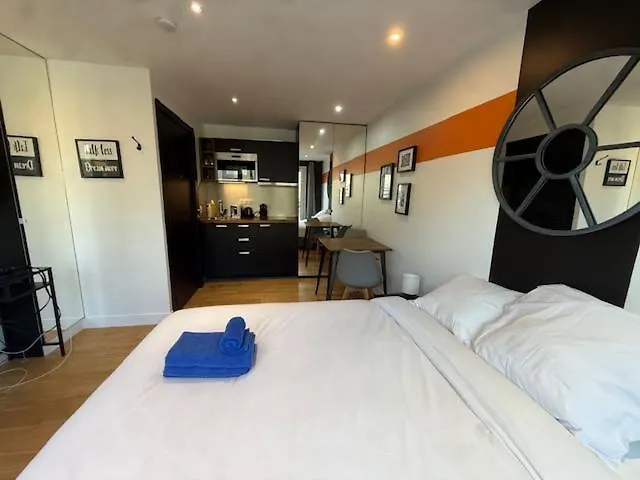 Residence Issy * Issy-les-Moulineaux